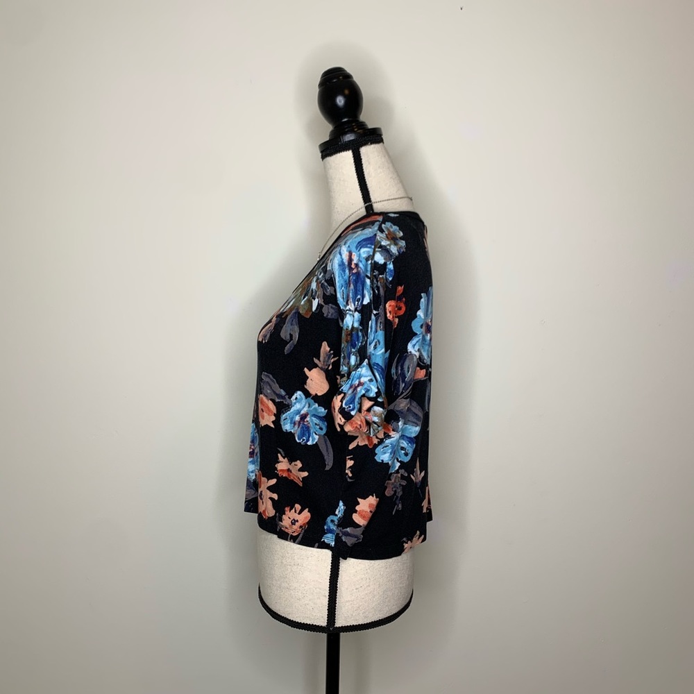 American Rag • Cropped Floral Top - Picture 3 of 5